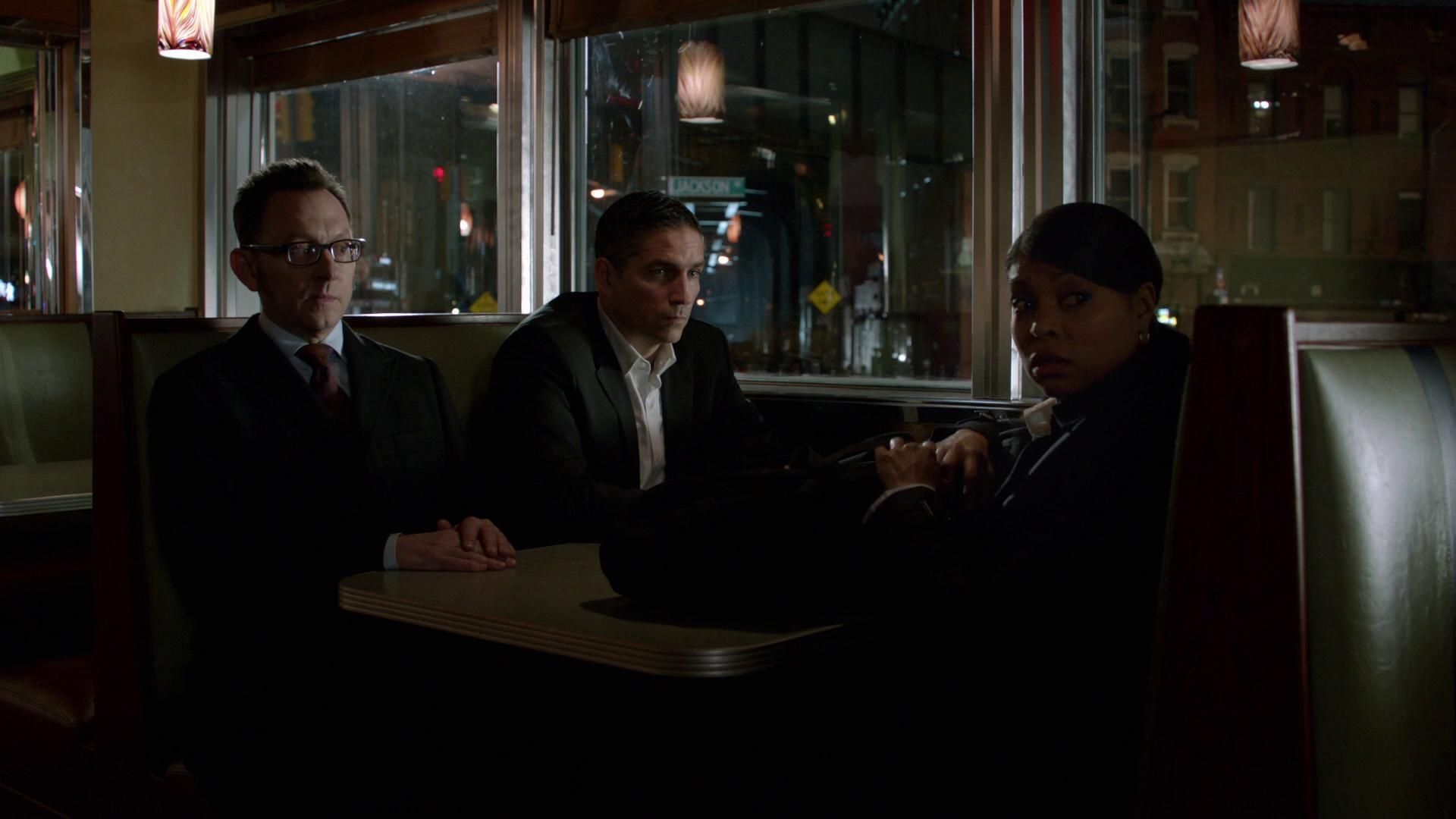 2011-PersonOfInterest-S01E19-139.jpg