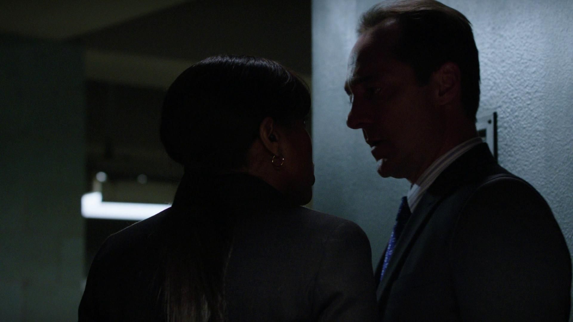 2011-PersonOfInterest-S02E12-223.jpg