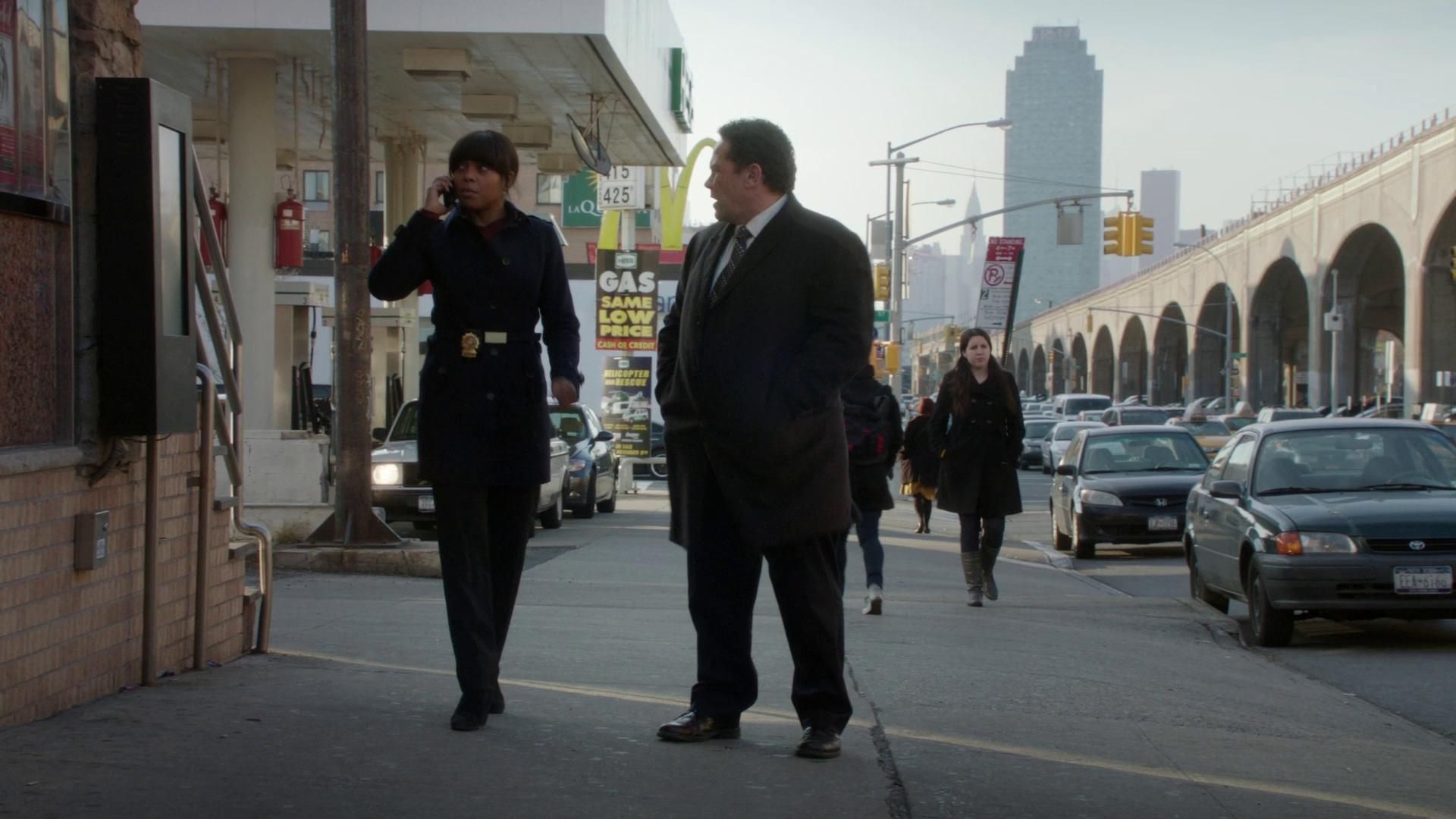 2011-PersonOfInterest-S02E13-155.jpg