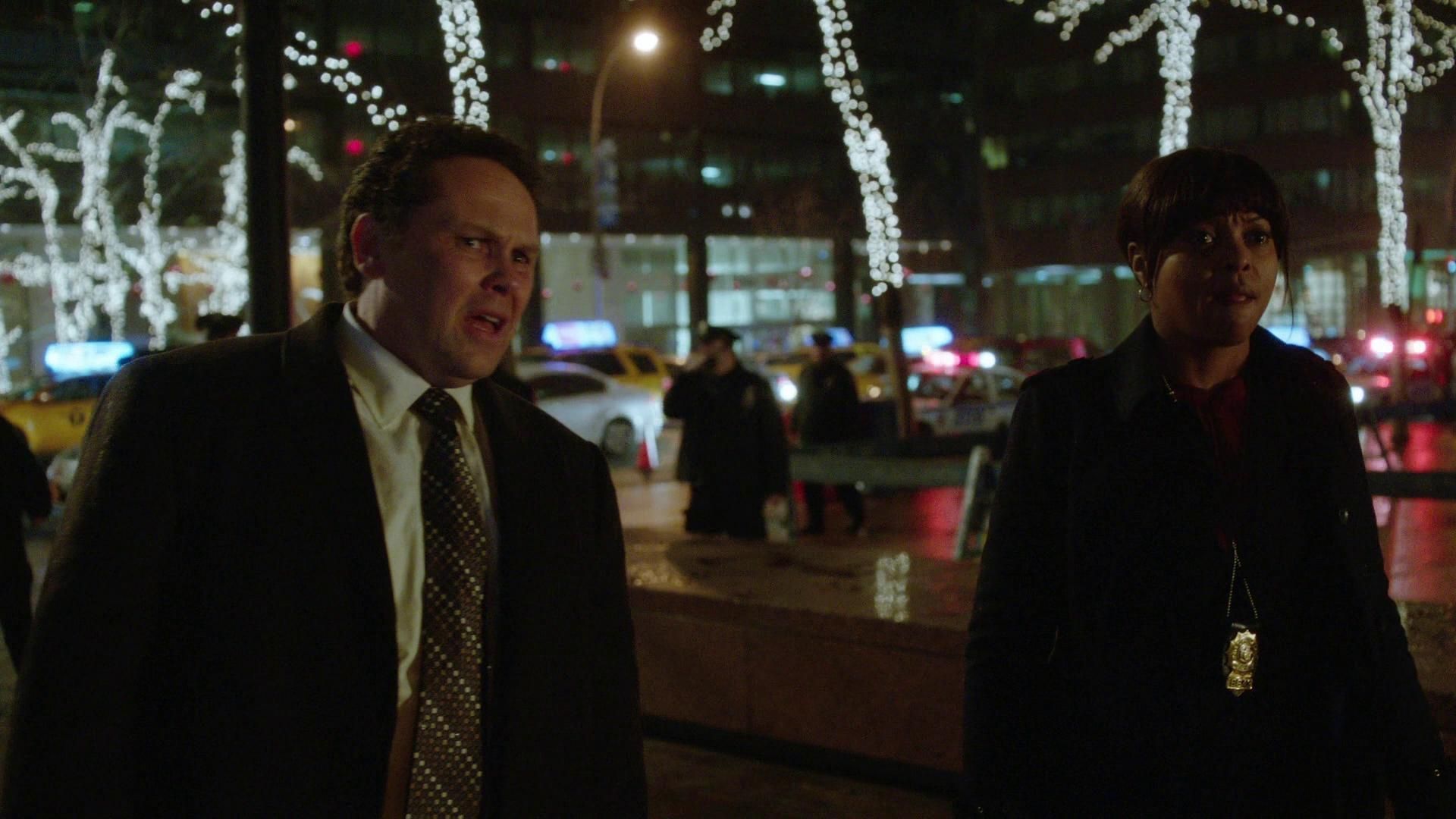 2011-PersonOfInterest-S02E13-215.jpg