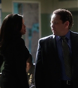 2011-PersonOfInterest-S02E19-040.jpg