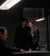 2011-PersonOfInterest-S02E20-014.jpg