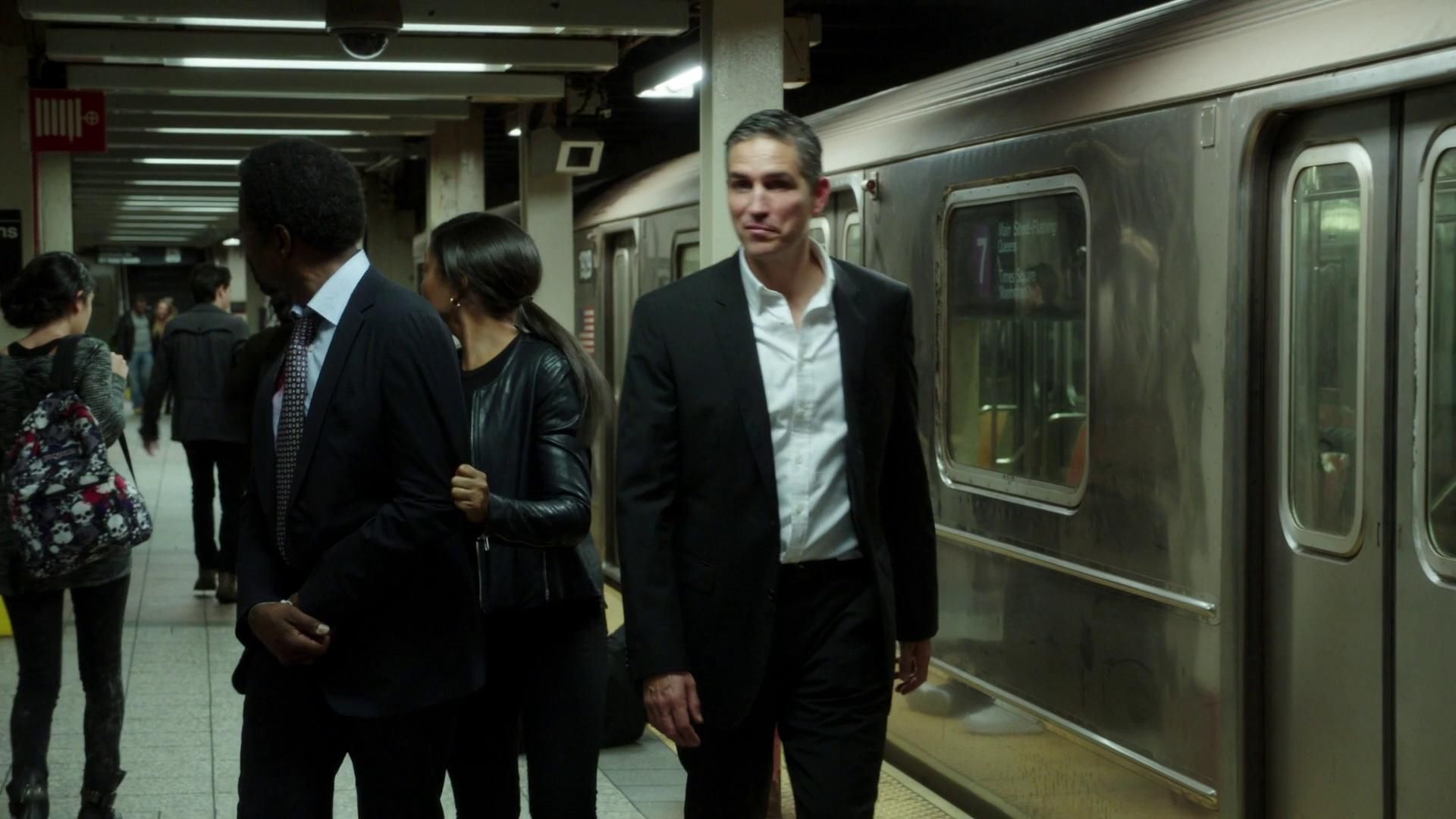 2011-PersonOfInterest-S03E09-068.jpg